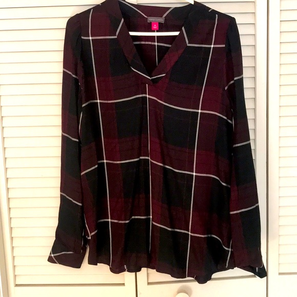 Vince Camuto Tops - NWOT Long Sleeved Top
